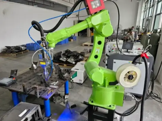 robotic arm welding