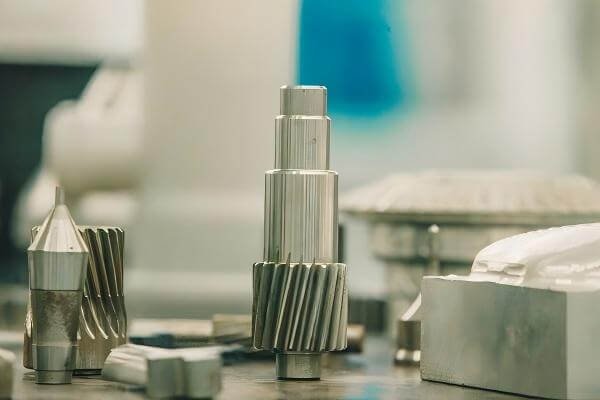 CNC turned metal shafts and precision parts